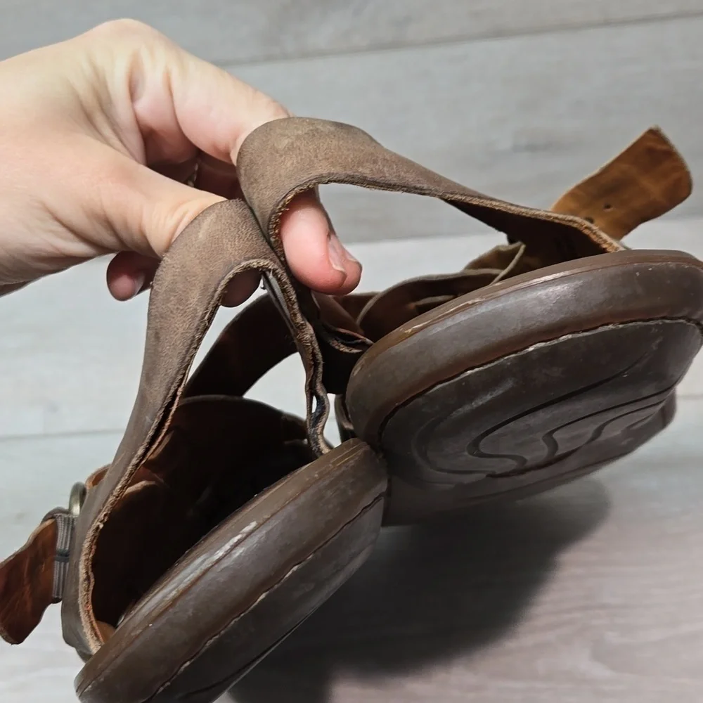 Born Mens Ankle Leather Fisherman Sandals shoes sz 10M